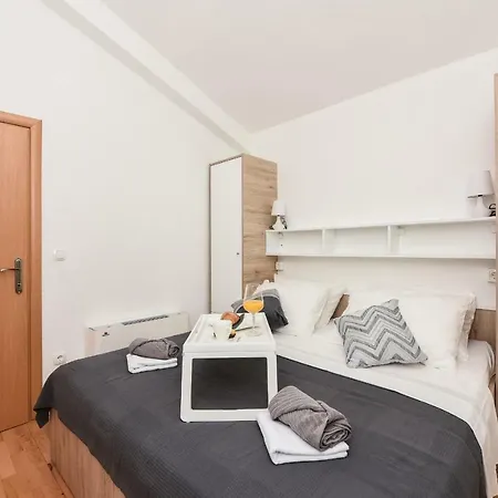 Apartment Apartmani San Pedro