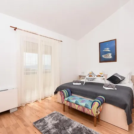 Apartmani San Pedro Apartment